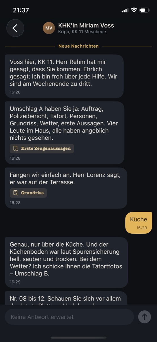 Chat mit der Kommissarin, die auf Unterlagen aus der Box verweist
